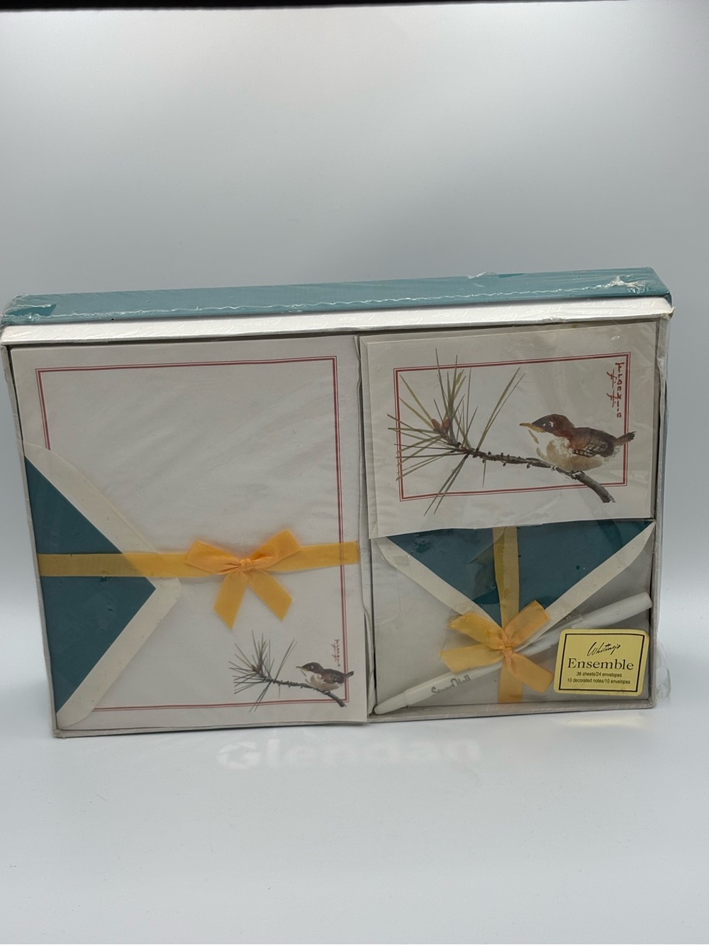 1991 Whiting Ensemble Stationary Set Bird and Pinecone Motif New in Box READ